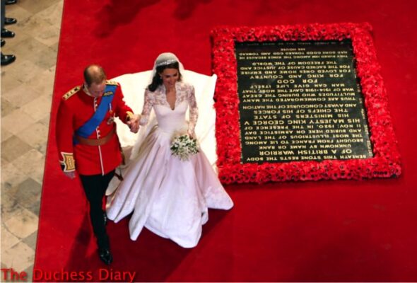 prince william kate middleton walk by tomb unknown soldier westminster abbey royal wedding