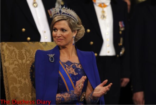 queen maxima blue outfit dutch inauguration