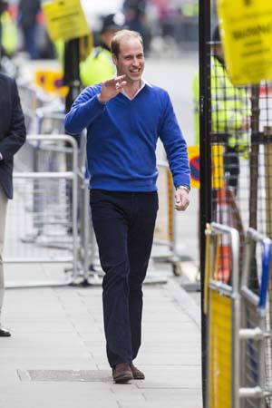 Prince William Blue Jumper Waves Crowds The Lindo Wing