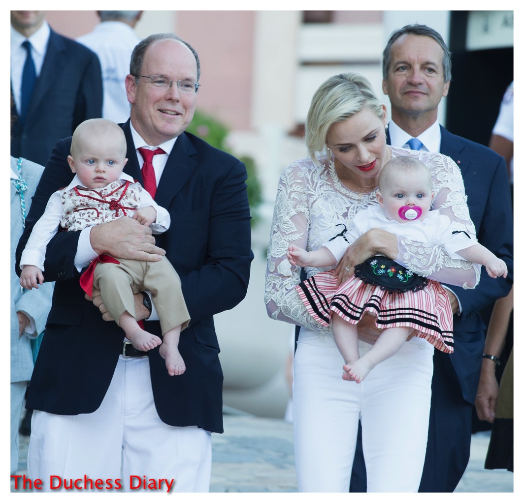 prince albert princess charlene twins pique nique monegasque