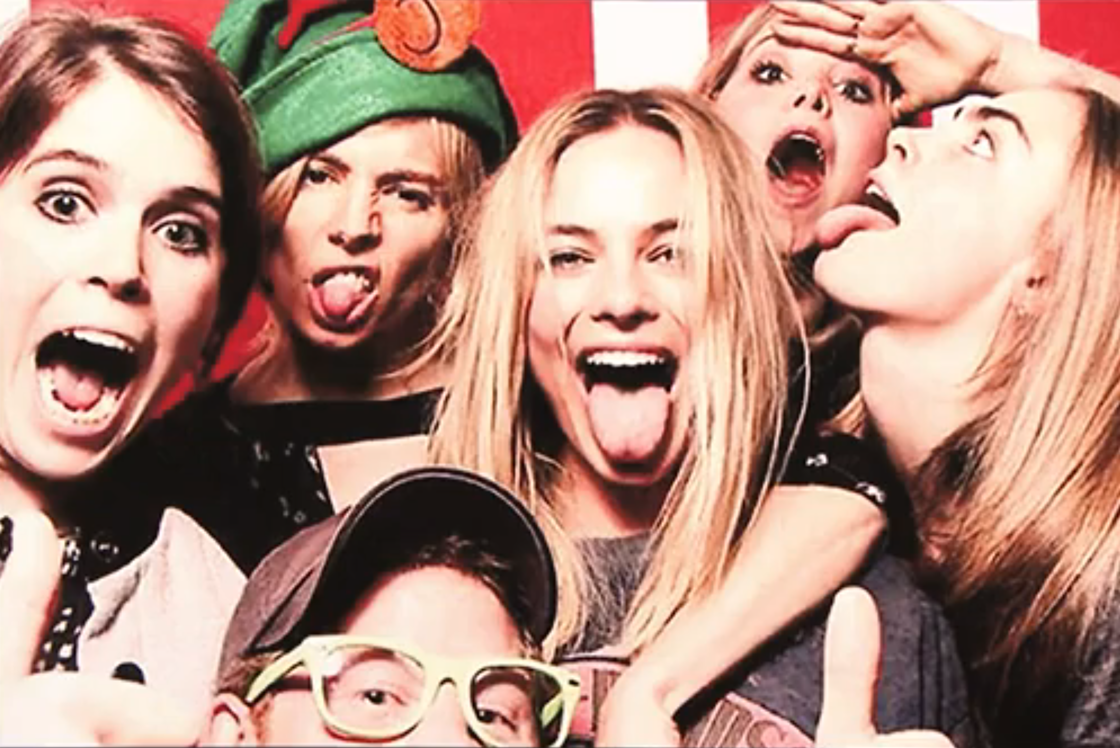 sienna miller margot robbie princess eugenie suki waterhouse photobooth