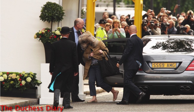 sarah burton sneaks into goring hotel royal wedding eve