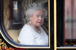 queen elizabeth wears george IV diadem travels house of parliament jubilee state coach